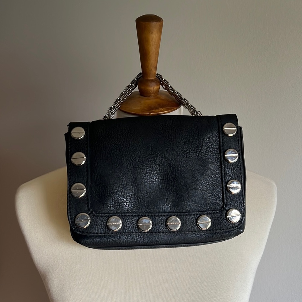 BCBGeneration clutch